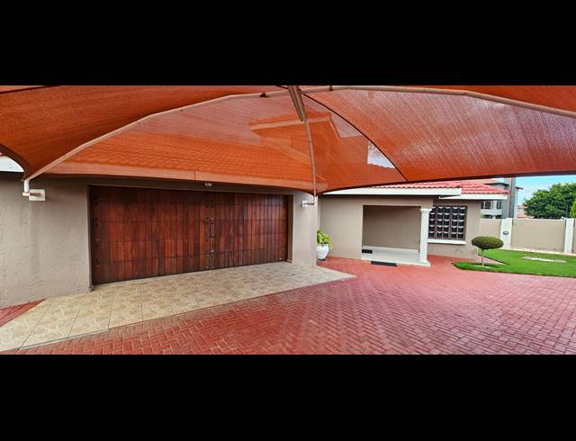 4 BEDROOM HOUSE FOR SALE IN BENDOR